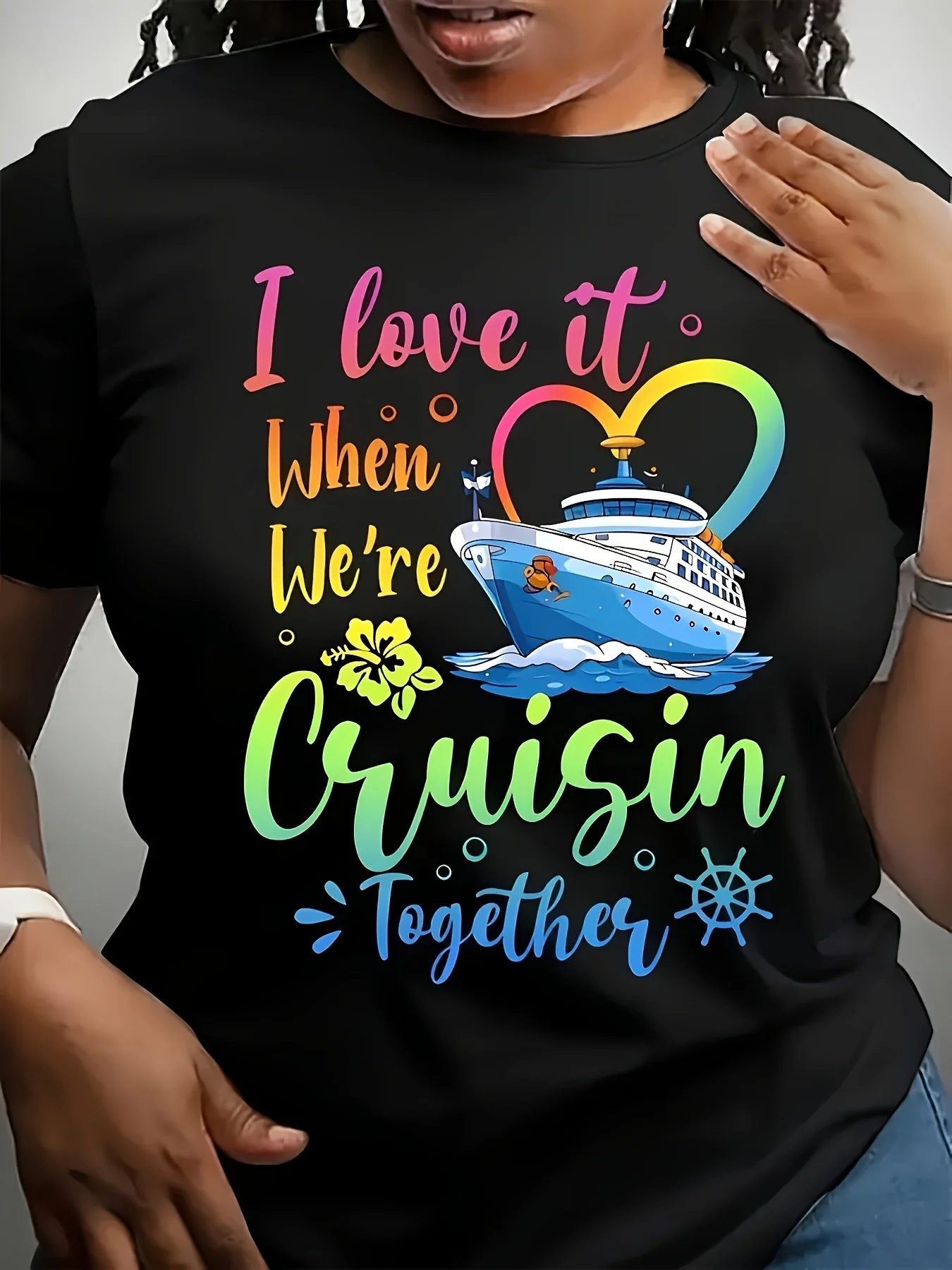 Talla grande, [Camiseta de talla grande] Camiseta con estampado colorido de la frase "Me encanta la sensación de navegar juntos" - Camiseta - Camiseta informal de manga corta con estampado ajustado y texto llamativo en rosa, naranja, amarillo, verde y azul, combinada con una camiseta holgada de color liso y estilo elegante y sencillo (Consulte la tabla de tallas para los estilos holgados)