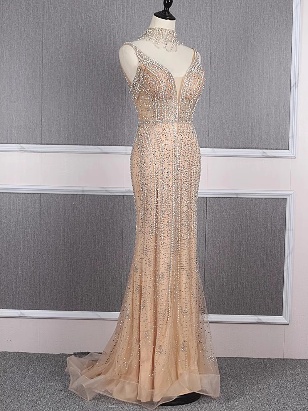 Hot Sale Dubai Champagne Pearls Diamond Formal Gowns Design Sleeveless Evening Dresses 2024 LA70055