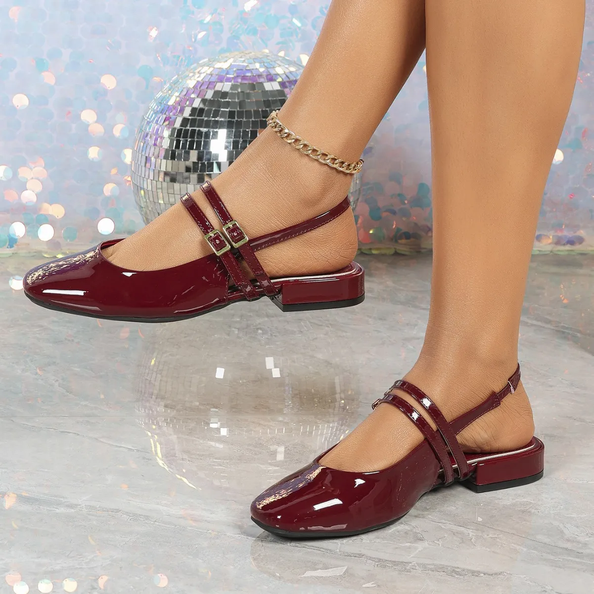 

2026 New Summer Wine Red Patent Leather Square Toe Mary Jane Sandals For Women Buckle Design Retro Exquisite French Style Shoes