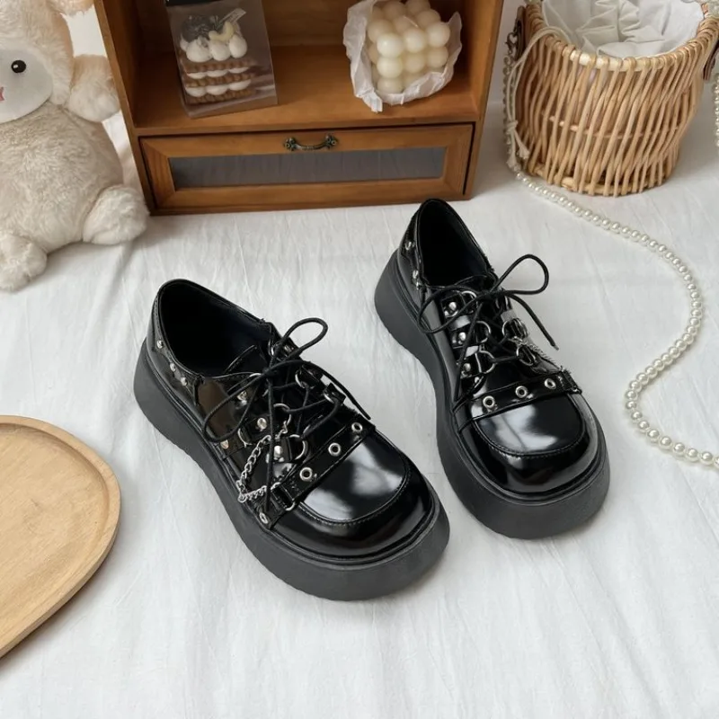 2026 Chunky-Plateau-Pumps für Damen, Schleifen-Keilabsatzschuhe, Lolita-Schuhe, Damen-Herz-Knöchelschnalle, schwarze Schuhe – Detail 27