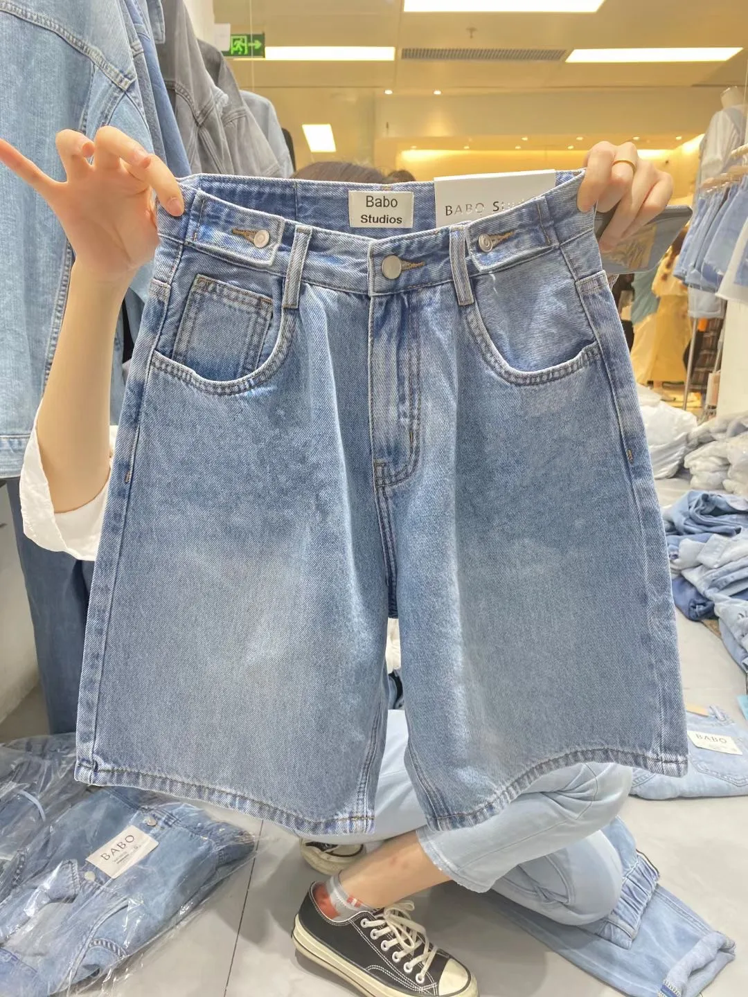 

Large Size High Waisted Denim Shorts For women Summer Loose Wide Leg Pants Female A-line Hot Half Jeans Blue Beach Pants