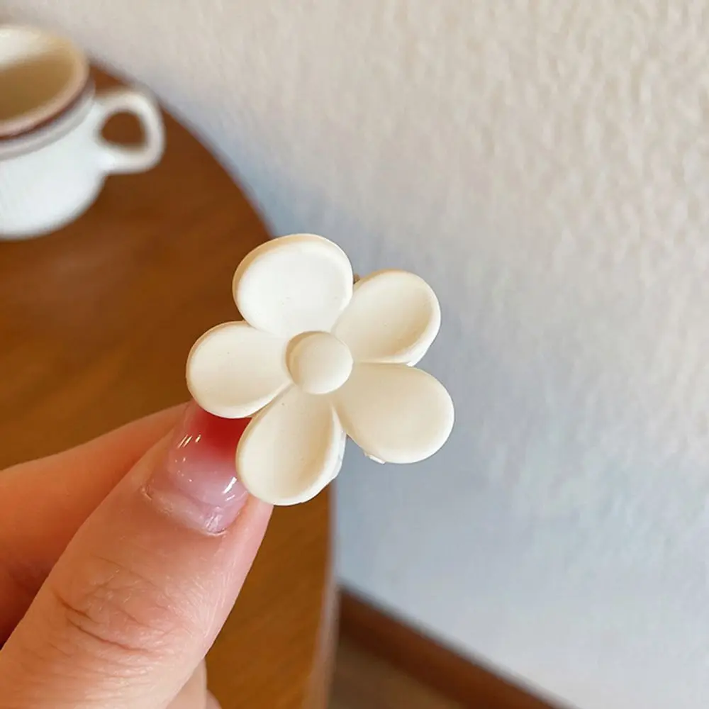 

Hairpin Solid Color Bear Girl Headwear Flower Small Hair Claw Korean Style Hair Clip High Ponytail Fixed Clip Girls Hairpin