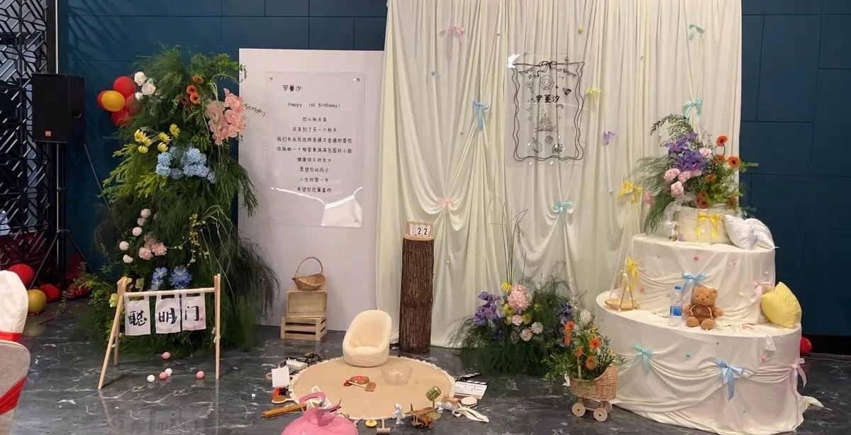 

Белый матовый фон, занавеска для вечеринки, свадьбы, морщин, бесплатная фотография, толстые шторы, фон, драпировка, тканевое украшение для детского душа