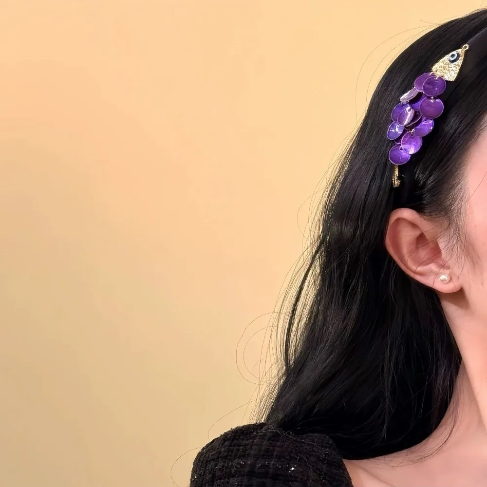 

Креативная винтажная повязка для волос с рыбой кои, минималистичная, уникальная, с пайетками, изящная, универсальная, с имитацией ракушки, для женщин