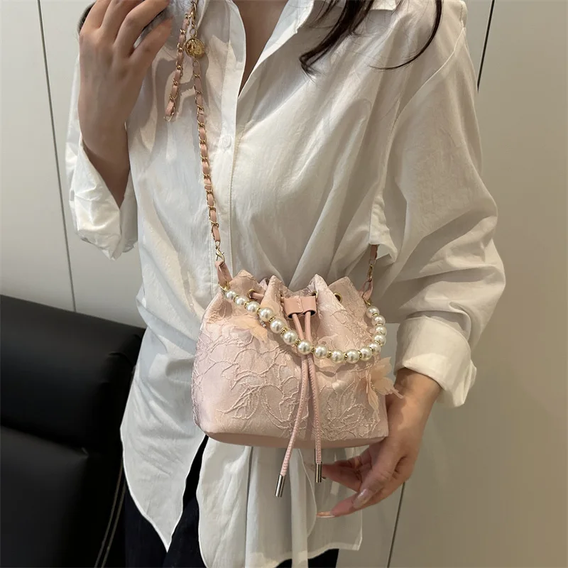 Sweet Butterfly Women Drawstring Bucket Shoulder Bags Versatile Ladies Crossbody Bag Clutch Fashion Girls Pearl Chain Handbags