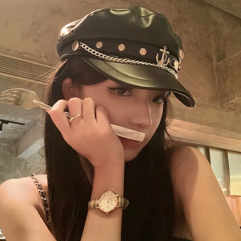 قبعة نسائية عصرية من جلد البولي يوريثان البريطاني القديم - كحلي، محيط الرأس الكبير، متعددة الاستخدامات، تظهر الوجه، نمط المشاهير على الإنترنت