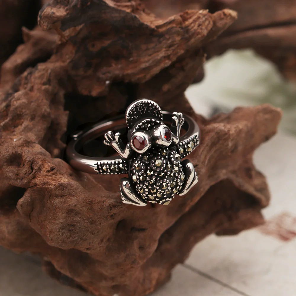 XIYANIKE Ethnic Style Crystal Eye Toad Adjustable Finger Rings For Men Lucky Wealth Animal Fashion New Jewelry Gift Party