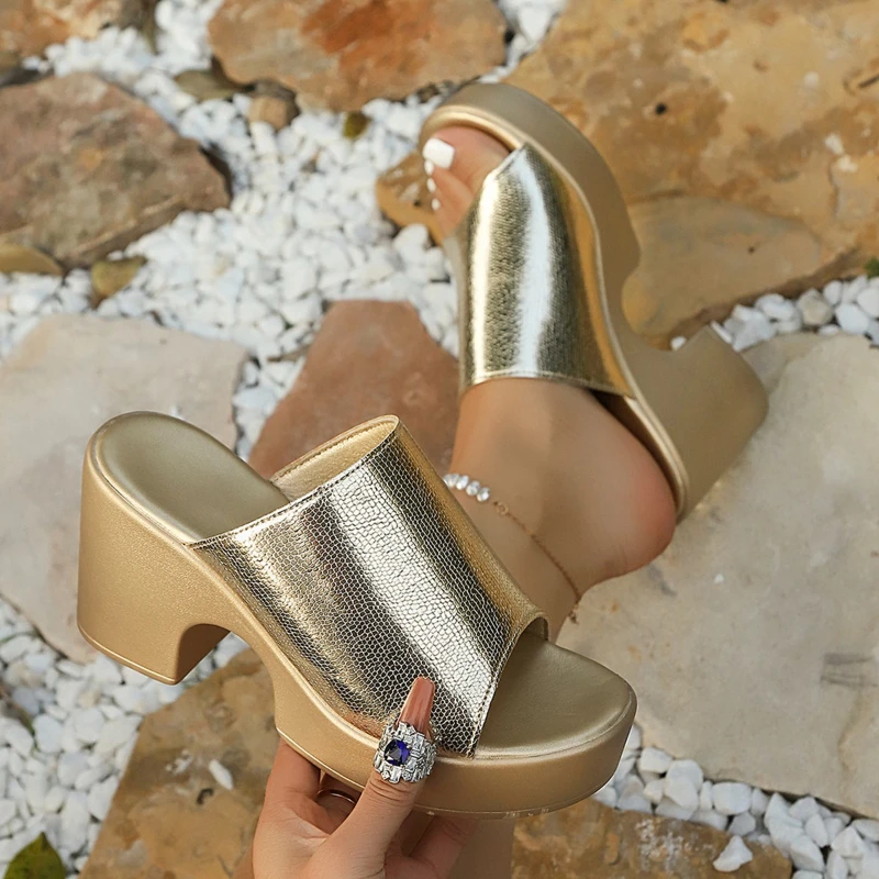 

Fashion Gold High Heels Slippers Women 2026 Summer Leather Chunky Platform Sandals Woman Plus Size 43 Outdoor Slippers Ladies