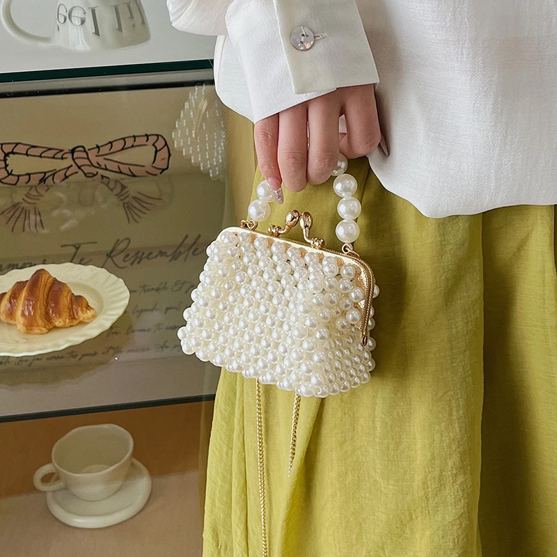 Luxuriöse Designer-Damentasche, handgefertigte Perlen-Tasche, neue Ketten-Schulter-Crossbody-Tasche, Mini-Lippenstift-Etui, Vintage-Perlen-Abendtasche – Detail 2