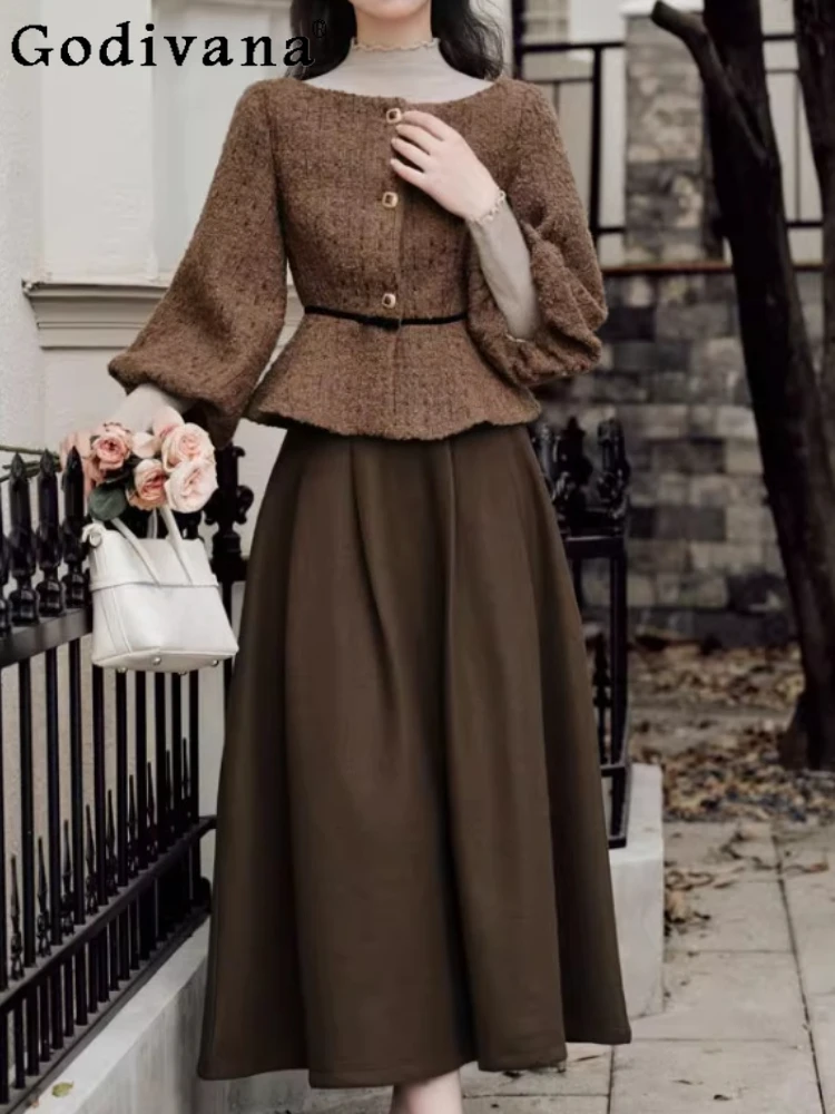 Mantel Wol Pendek Musim Gugur Musim Dingin, Sweater Kerah Setengah Tinggi Lengan Panjang, Rok A-line Retro Berpinggang Tinggi