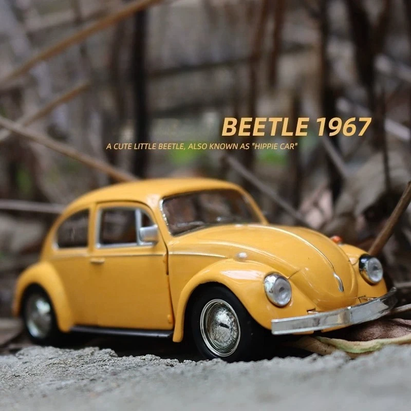 

Масштабная модель автомобиля Volkswagen Beetle 1967 года (1:36) из литого металла, коллекционная, для декора и подарков