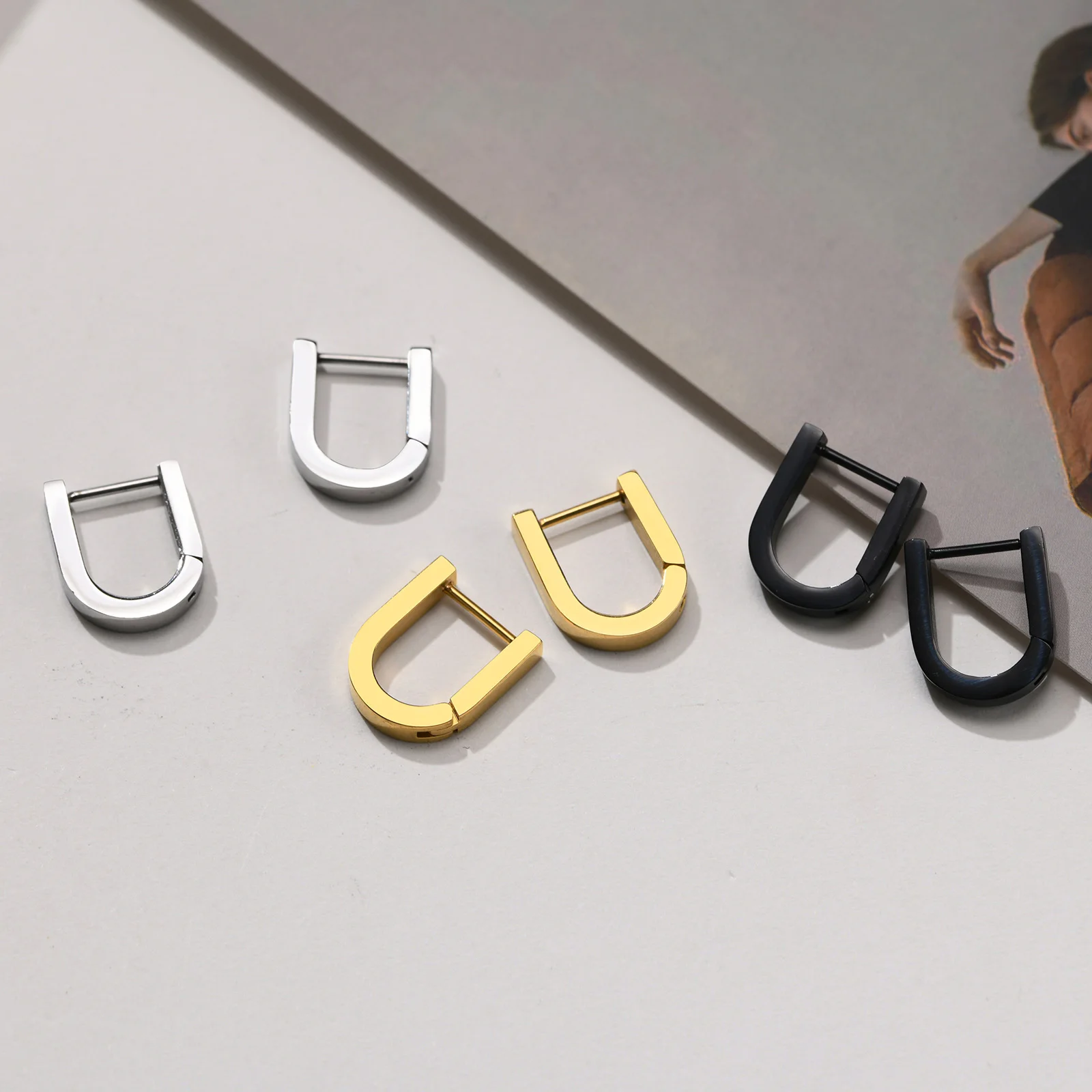 Vnox Men Hoop Earrings, Geometric Round Square Triangle Star Shaped Small Huggie, Cool Punk Rock Boy Ear Jewelry