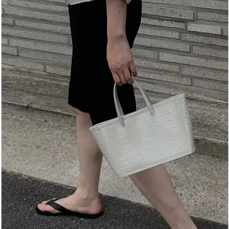 Imagem -04 - Firmanch Estilo Coreano Niche Brand Premium Crocodile Pattern Tote Bolsa de Couro de Alta Qualidade Commuter Basket Women