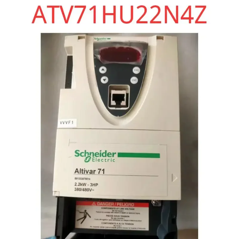 

Used Inverter ATV71HU22N4Z. 2.2KW Second-hand test OK