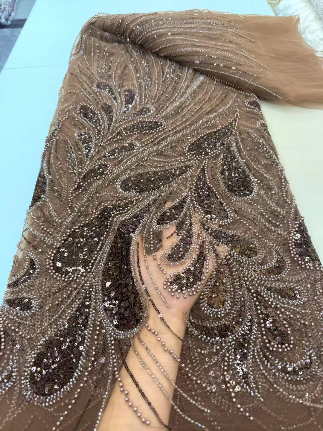 

High Quality Fashion African Sequins Tulle Embroidered Groom Lace Fabric Beaded Lace Fabric For Nigerian Wedding Dress