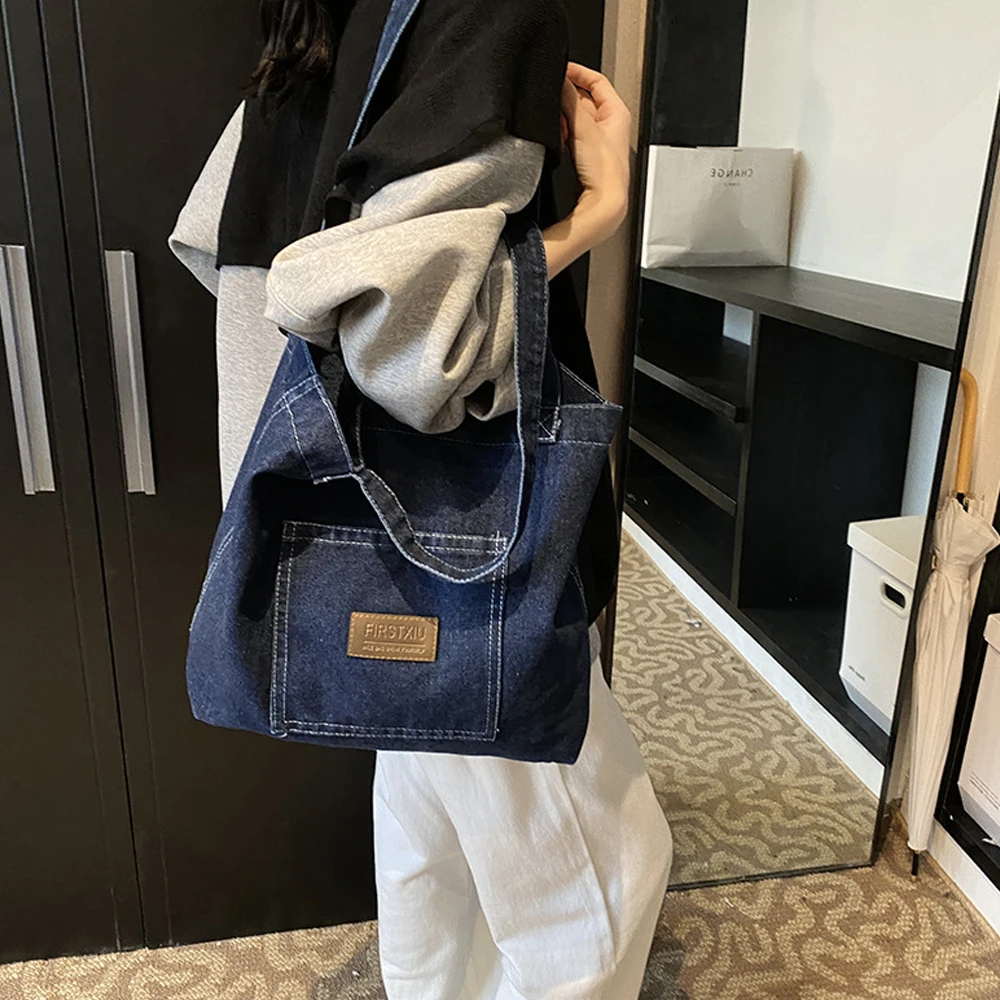 Koreanische Lässige Denim-Schultertasche, Künstlerische Große Damenhandtasche, Vielseitig für Alle Jahreszeiten und Pendler – Detail 7
