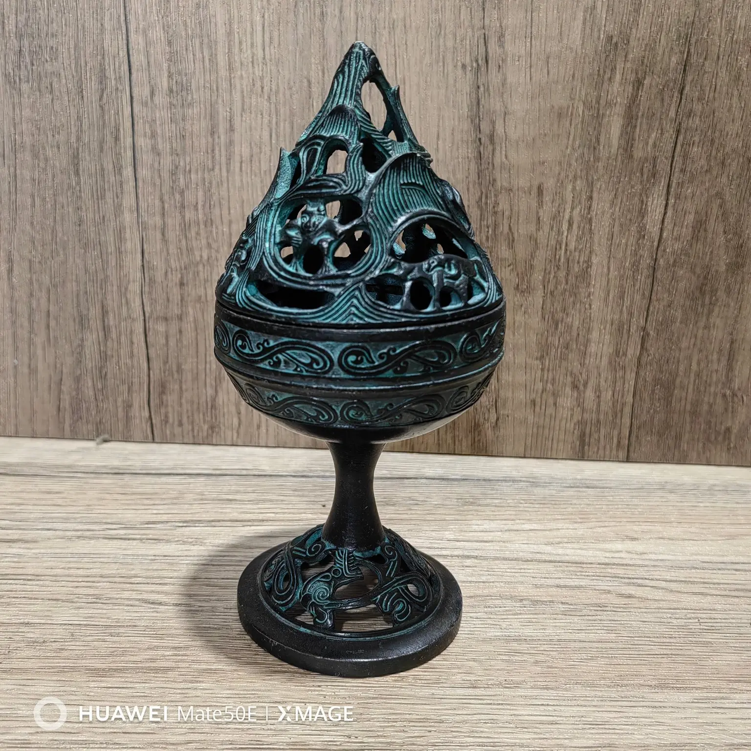 Classical bronze pure copper incense burner home decoration Incense burner Boshan stove carving decoration