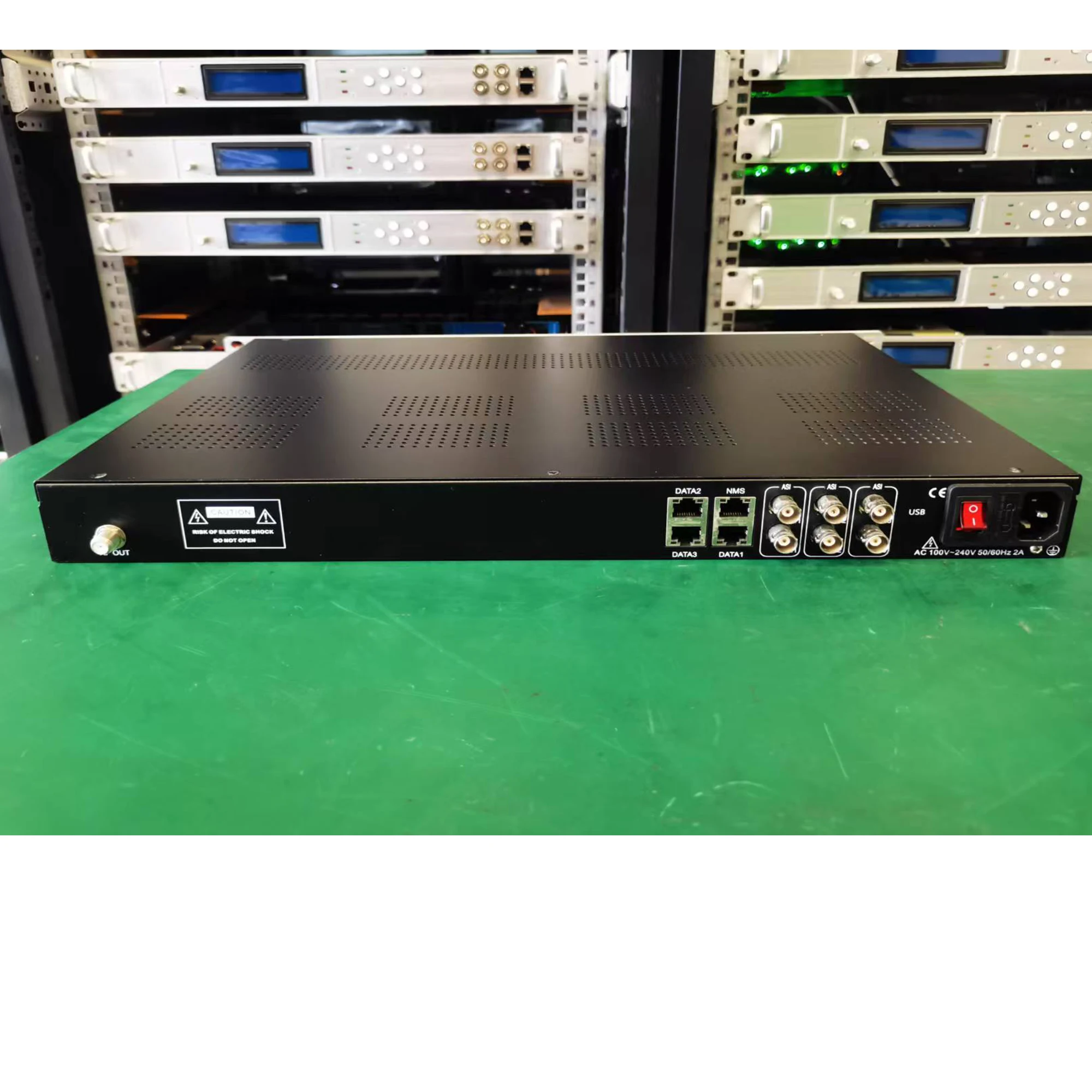 8 12 16 24 قناة IP إلى RF المغير DVB-T ATSC ISDBT DVB-C DTMB المغير ASI إلى RF CATV المعدات الأمامية HLS/SRT/RTSP/UDP