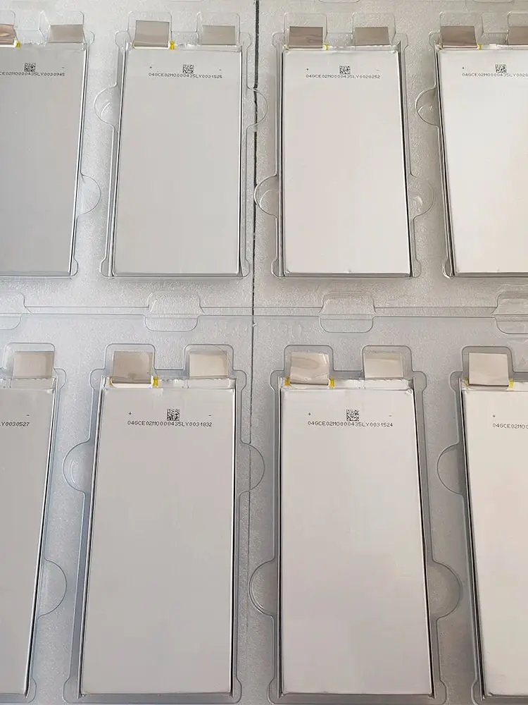 BIS 460wh/kg XINGTO Semi Solid State Lithium Ion Batteries Pouch Cell 3.7v  4.2v 66000mah 40000mah 17500mah Rechargeable Cells