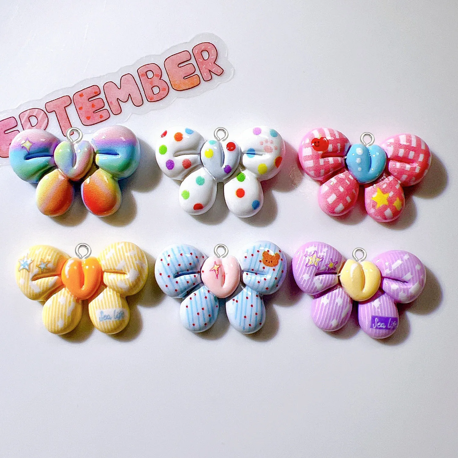 10 قطع من قلادة الراتنج الملونة على شكل فيونكة إكسسوارات مجوهرات مصنوعة يدويًا لصنع الأقراط والأساور وسلاسل المفاتيح والحقائب والقلادة