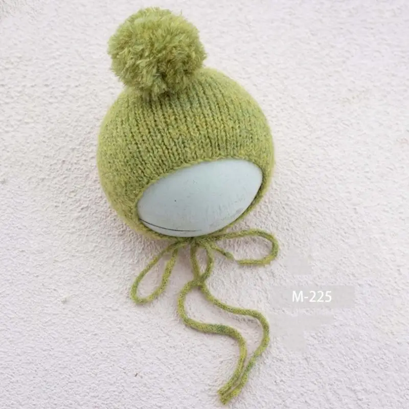 96GC Baby Fur Ball Knitting Hat Handmade Crochet Newborn Photography Props Bonnet Infants Photo Posing