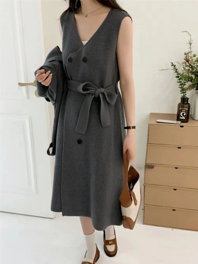 LANMREM Korean Style Knitted 2 Piece Set Women Short Jackets Sleeveless Belt Gathered Waist Dresses 2023 Winter New 2AA4290