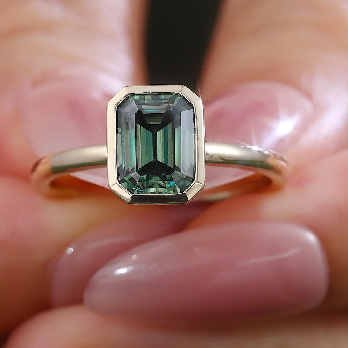 

Provence Classic Solitaire Ring 10KGold Emerald cut Lab gemstones Women's Ring Everyday Ring Fine Parties jewelry Gifts Custom