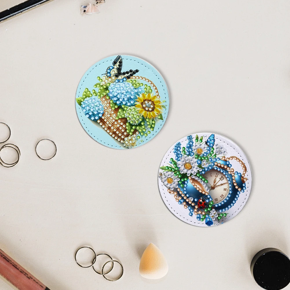 مرآة مكياج صغيرة من Diamond Art خفيفة الوزن ولامعة من الكريستال، مرآة مستحضرات التجميل المحمولة للسفر في الهواء الطلق والمشي لمسافات طويلة والنزهة