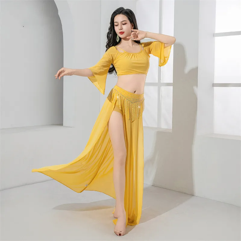 2025 Vrouwen Buikdanskostuum 2-delige set Lange mouw Top Sexy Zijsplit Lange Rok Strass Fringe Taille Oosterse outfit