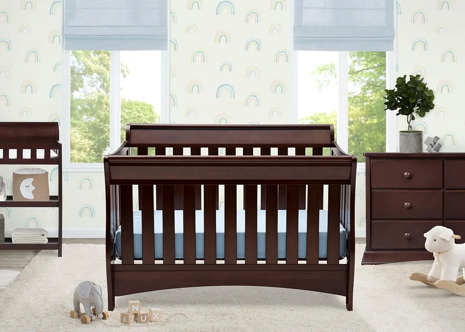 Bentley S Series 4-In-1 Convertible Baby Crib, Chocolate