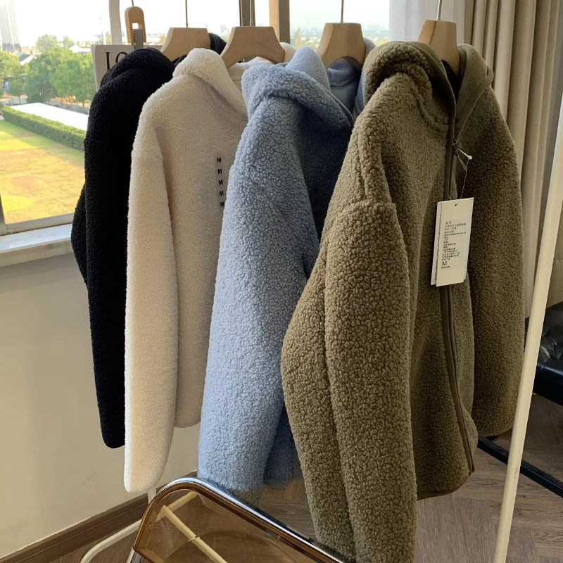 

Wimigirls Jaet с капюшоном из меха ягненка, женское свободное теплое пальто, новая зимняя коллекция, пробные товары для комнаты, длинная застежка-молния...