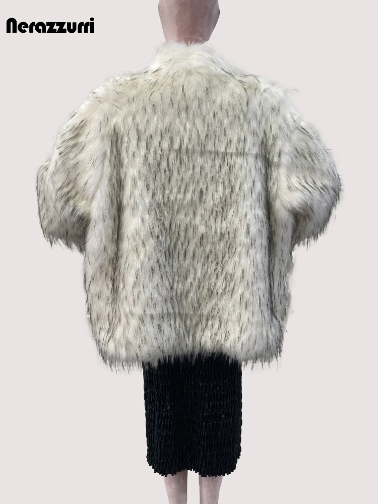 Nerazzurri inverno oversize Shaggy peloso morbido soffice spesso bianco caldo Faux pelliccia di volpe cappotto donna sciolto Casual pista moda 2024