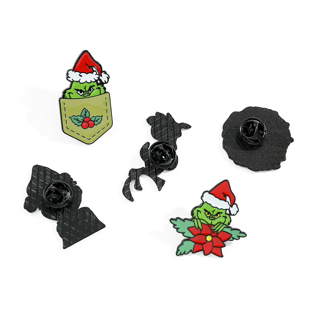 Christmas Hat Dog Metal Pin Funny Green Animal Movies Character Enamel Brooch Jewelry Backpack Badges Accessories Gift Wholesale