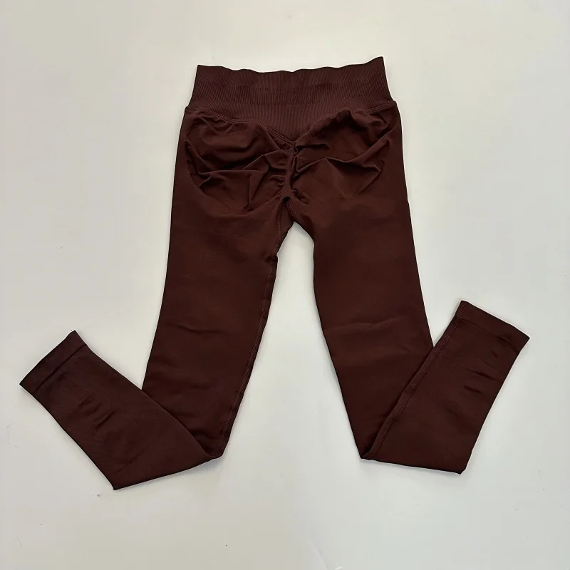 Thumbnail 4 - #30 Trending Sports Bottoms Right Now