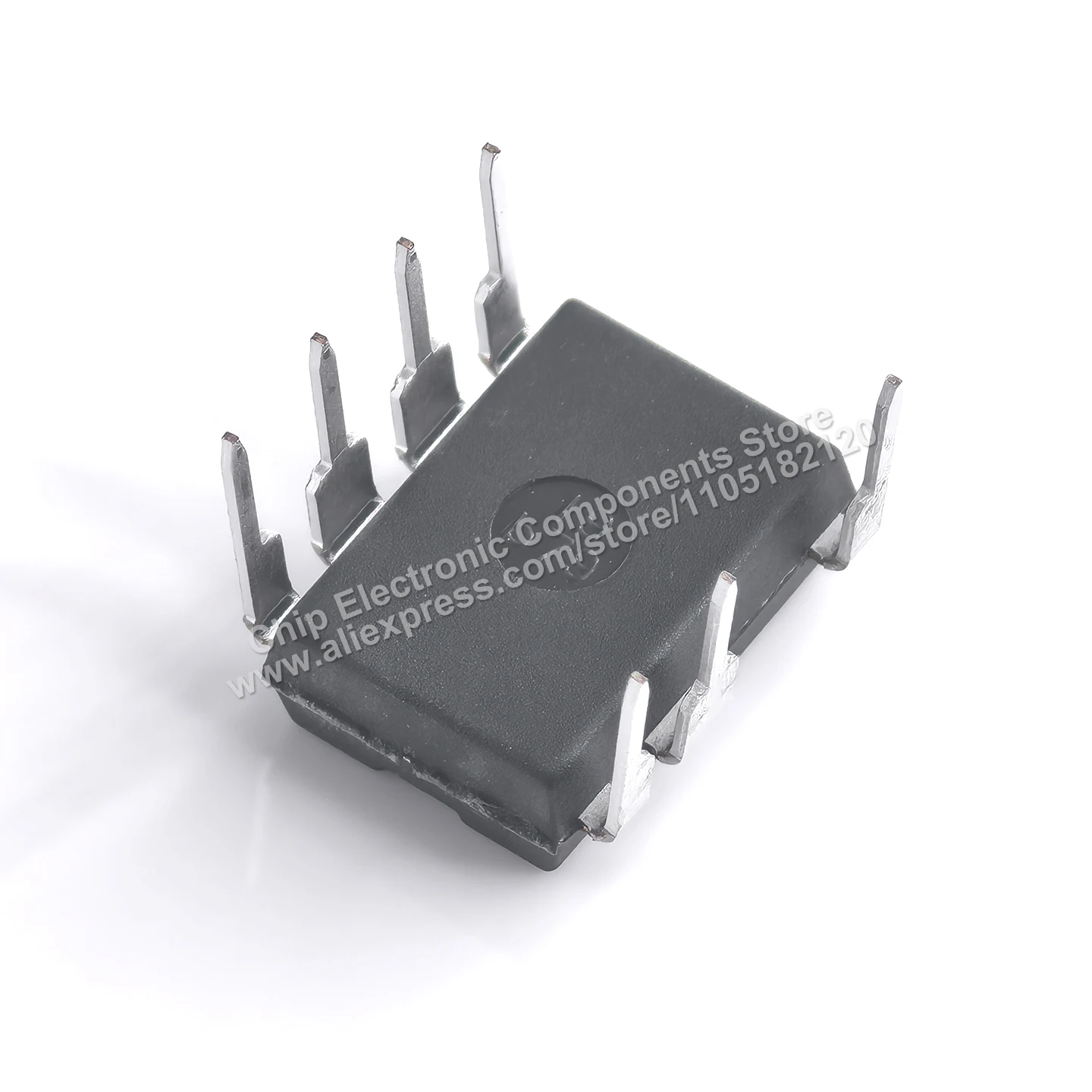 （2 PCS）Original IC SDH8654B Current-Mode PWM+PFM Controller with Integrated High-Voltage MOSFET, DIP-7 Package