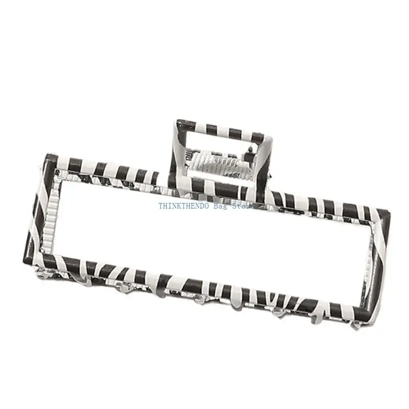 

340D Plaid Hair Clip Non-Slip Hollow Out Hair Claw Geometry Alloy Barrette