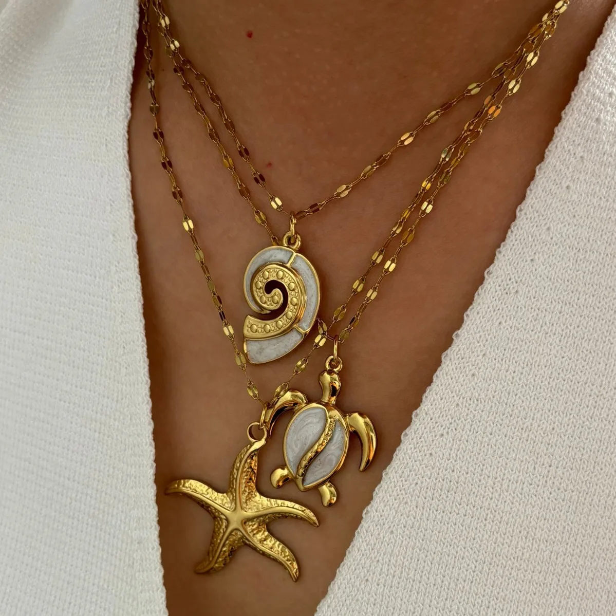 Elegant Fashion White Enamel Turtle Conch 18K Gold Plated Big Starfish Pendant Necklace for Women Party Daily Jewelry image 2