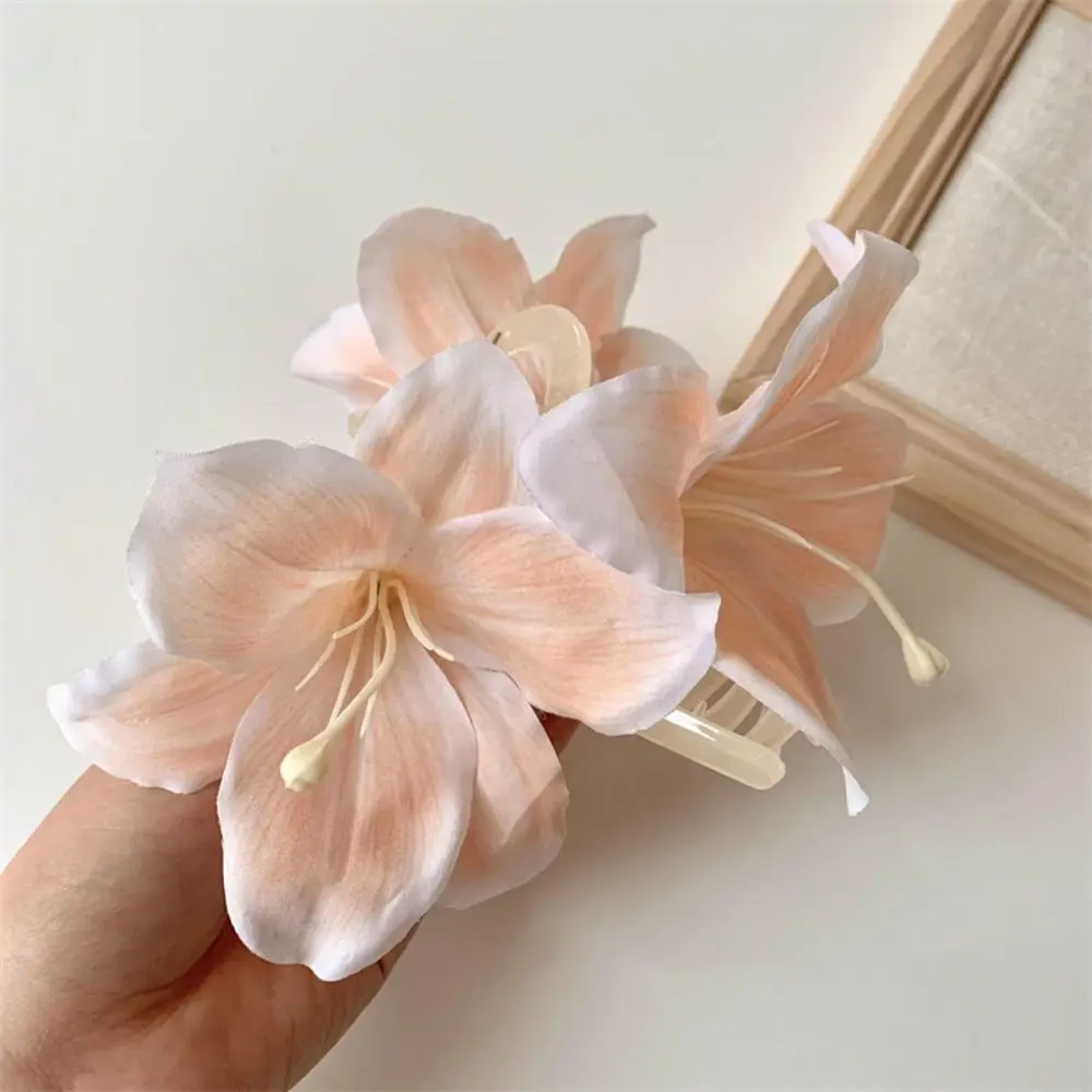 Bohemia Barrettes Lilium Flower Hair Claw Large Shark Clip Ponytail Clip Calla Hair Clip Cute Hairpin Headdress Big Hair Claw