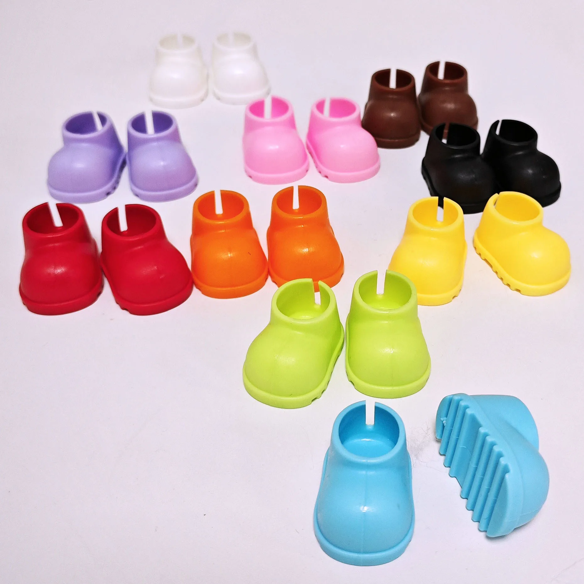 

Mini Rain Boots For Labubu 1st-3rd Gen 15/17cm Cute Dolls Colorful Bright-Hued Shoe Set For Adorable Doll Looks