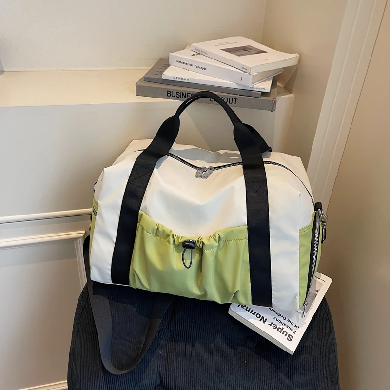 

Oxford Textile Solid Color 2025 New Travel Bag Zipper Trendy Casual Shoulder Bag Soft and Versatile Western Style Travel Duffels