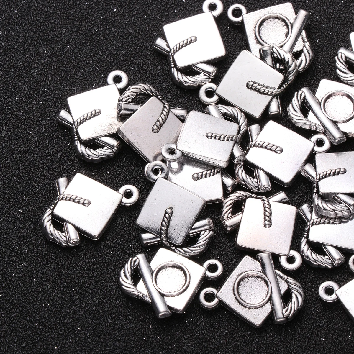 

20 Pcs Graduation Cap Accessories Bracelet Charm Sterling Charms DIY Pendant Necklace