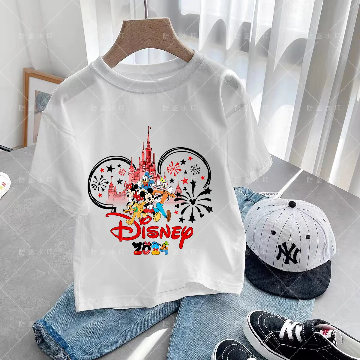 

Caricature Summer Children Top Short Sleeve Children Clothes 2024 Fashion Disneyland Trip Disney Couple T-shirt Vacation Clothes