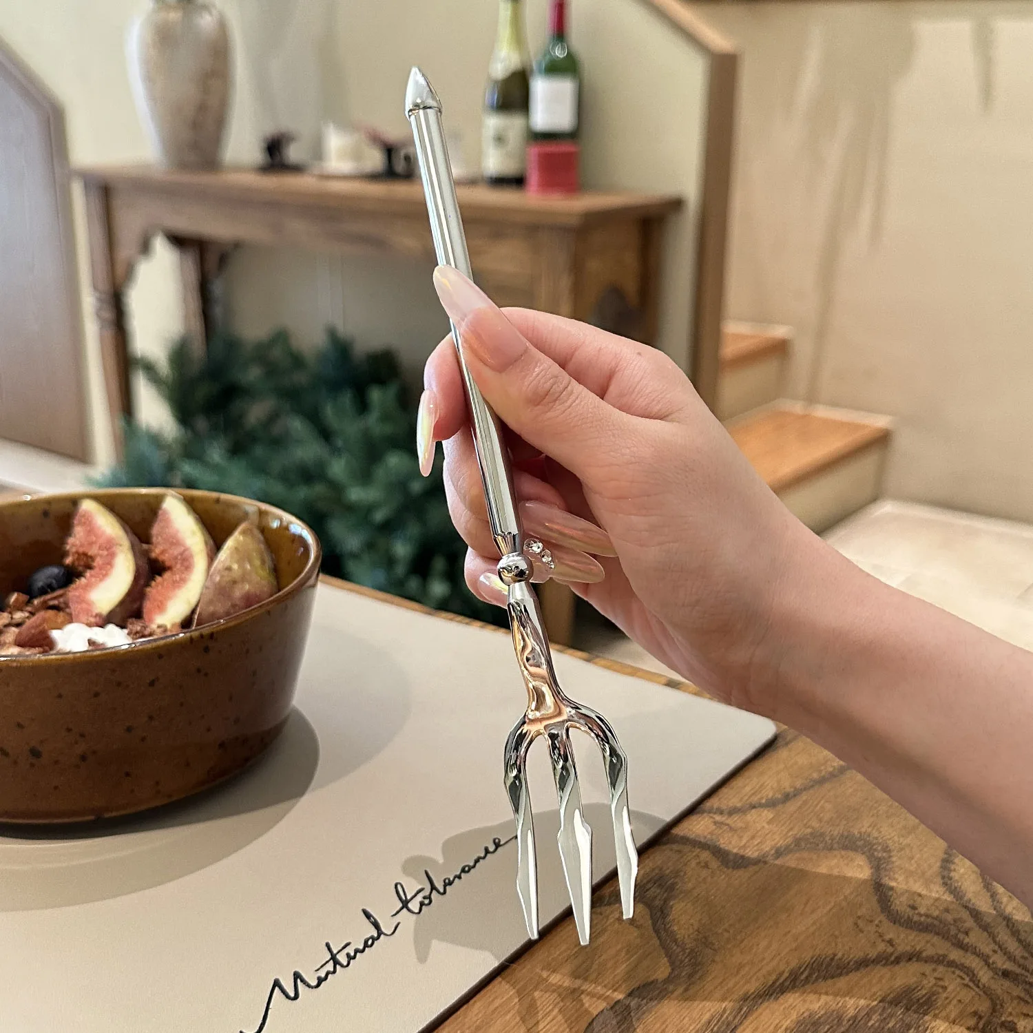 Stainless Steel Fork Sea God's Trident European Style Food Picks Fruit Fork for Upscale Restaurant Man Woman Gift