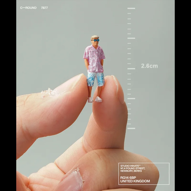 

1:64 Anime Vacation man Figure Mini Doll Model miniature Photography props Scene Model DIY Sand table landscaping ornament Gift