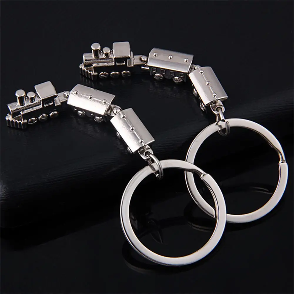 Delicate Creative Unisex Gift Train Shaped Metal Key Ring Key Holder Fashion Jewelry Key Chain