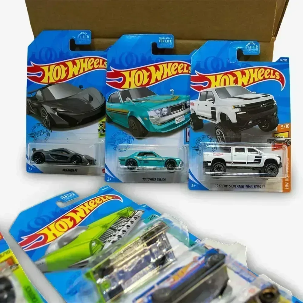 Hot Wheels-Coche de juguete para niños, modelo Original de Hot Wheels, fundido a presión 1/64 Voiture, Toyota, Ford, Batmobile, Benz, regalo de