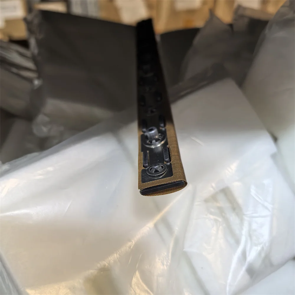 

302RV93050 FK-1150 Держатель масляной накладки для Kyocera P2040 P2235 P2335 M2040 M2135 M2235 M2540 M2635 M2640 M2735 M2835