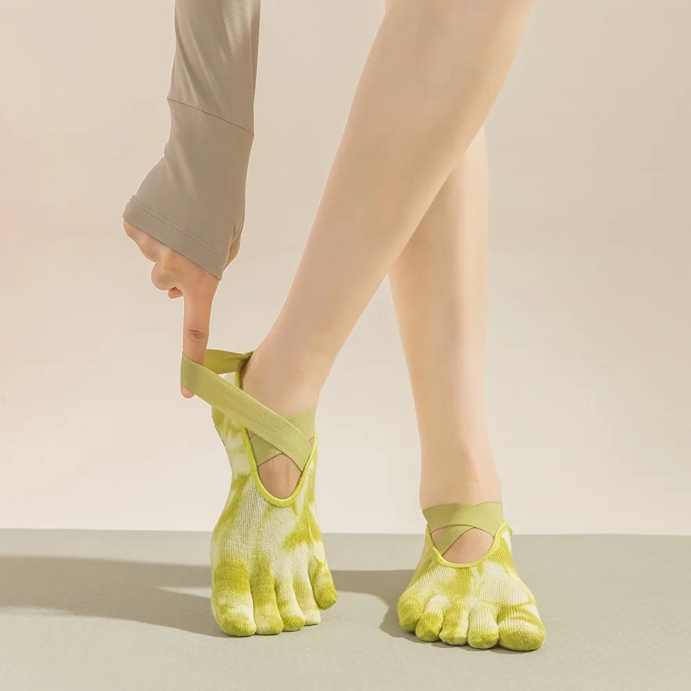 Chaussettes de yoga à cinq doigts tie-dye pour femmes, chaussettes de Pilates à lanières et à orteils séparés, chaussettes antidérapantes en coton respirant pour sports d'intérieur