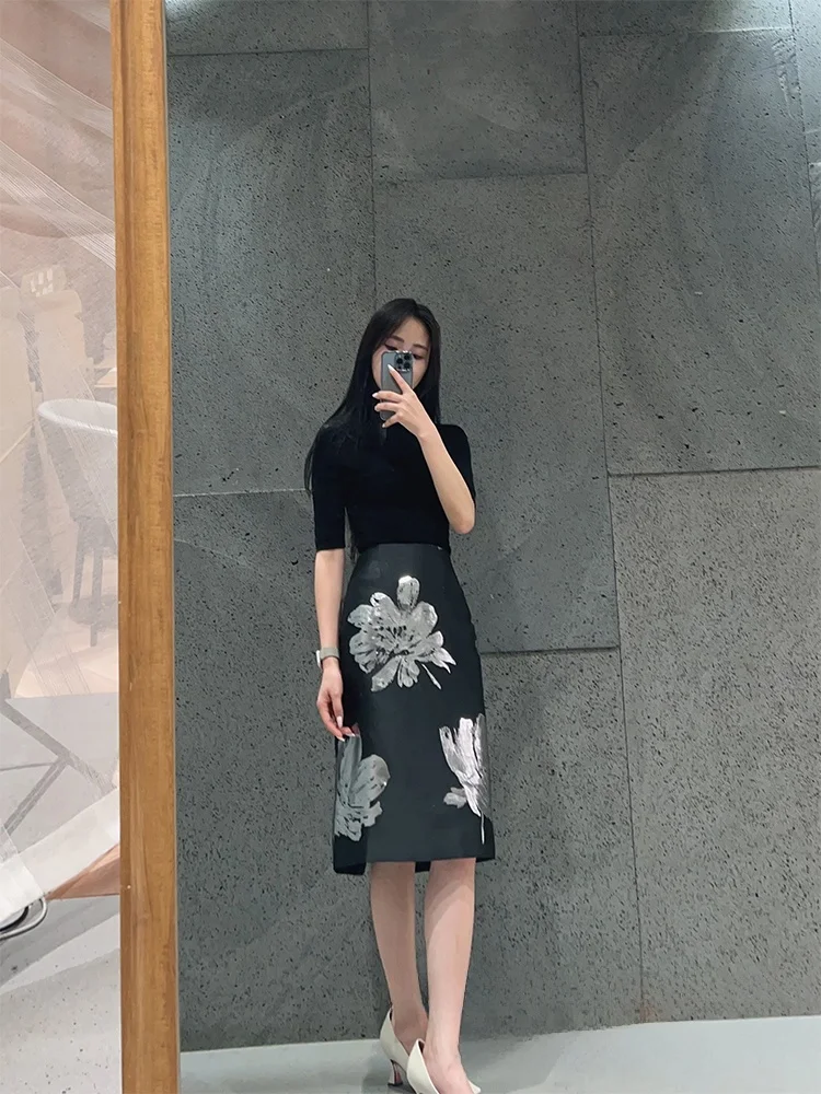 

Новая женская юбка А-силуэта средней длины с вышивкой в цветочном стиле, повседневная, с завышенной талией, из полиэстера...