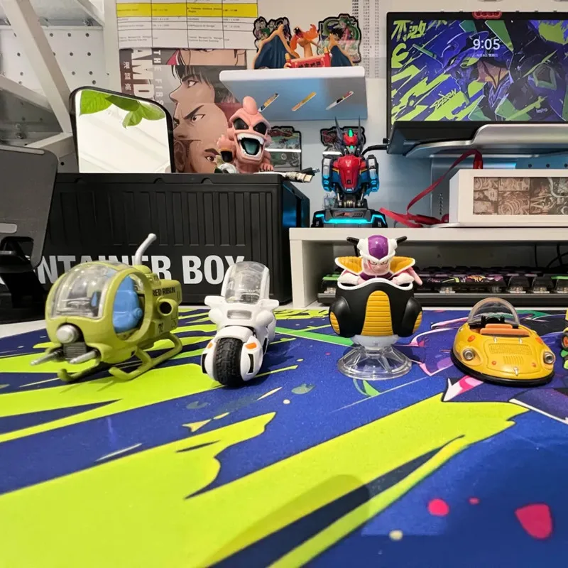 

Коллекционная мини-модель из литого металла: Драгон Болл, Гоку на Облаке, Бульма, Фриза на вертолете. Игрушка для детей, тематическая аниме-тематика, для игр и демонстрации.